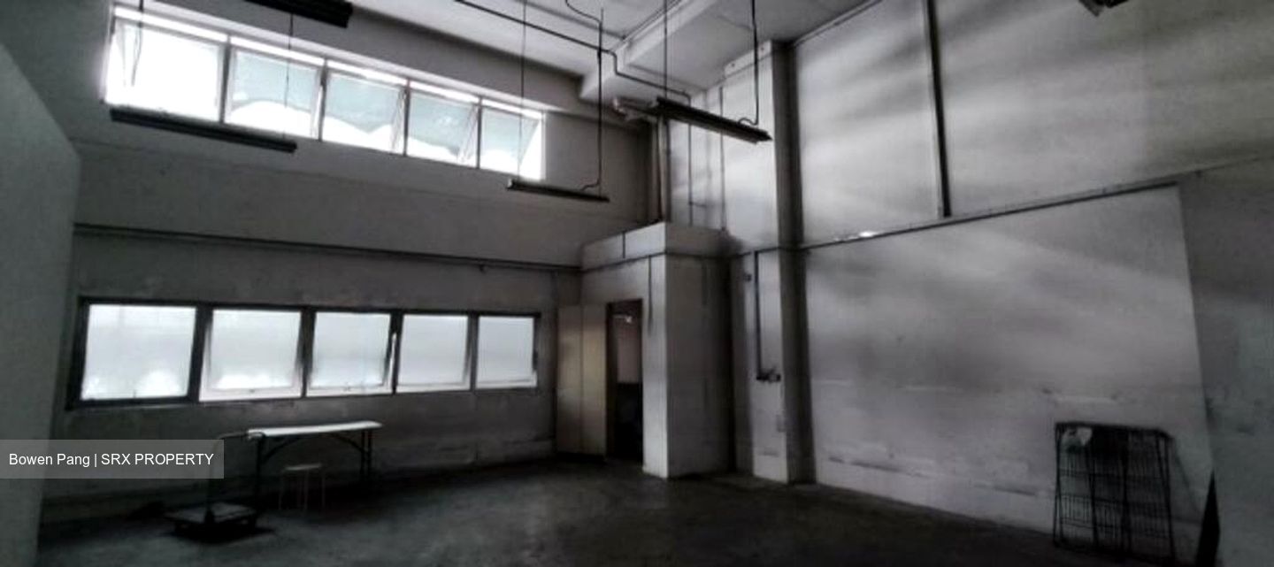 Pioneer Point (D22), Factory #471631511